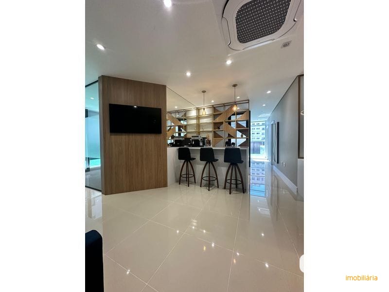 SALA COMERCIAL - CENTRO 10
