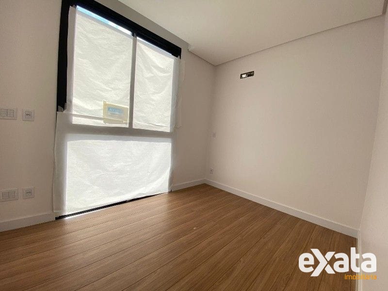 APARTAMENTO - PRESIDENTE MÉDICI 10