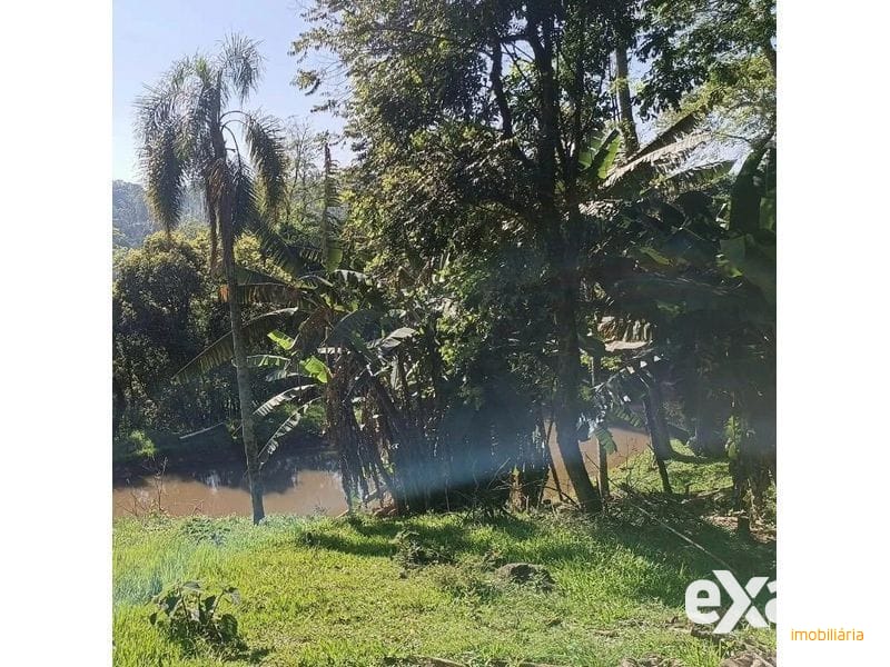 CHÁCARA - ÁGUA AMARELA 13