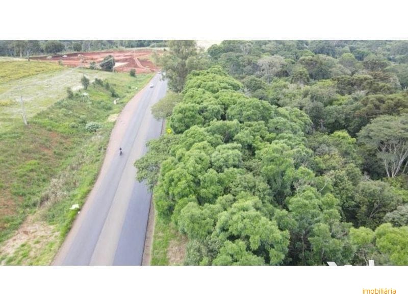 ÁREA COMERCIAL - MARECHAL BORMANN 6