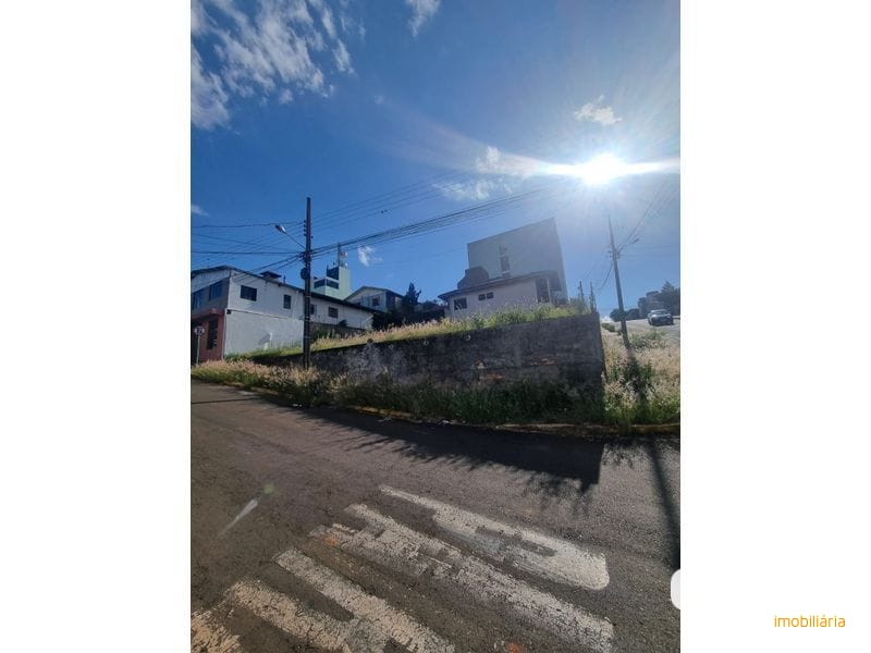 TERRENO - UNIVERSITÁRIO 8