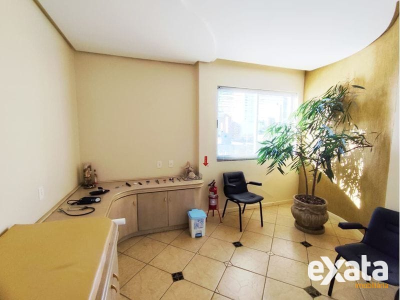 SALA COMERCIAL - CENTRO 9