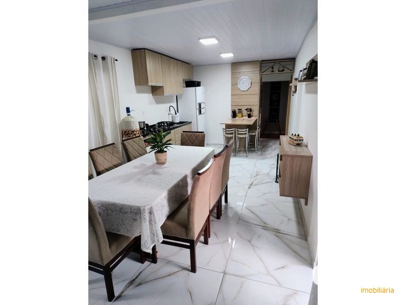 CASA - QUEDAS DO PALMITAL 4