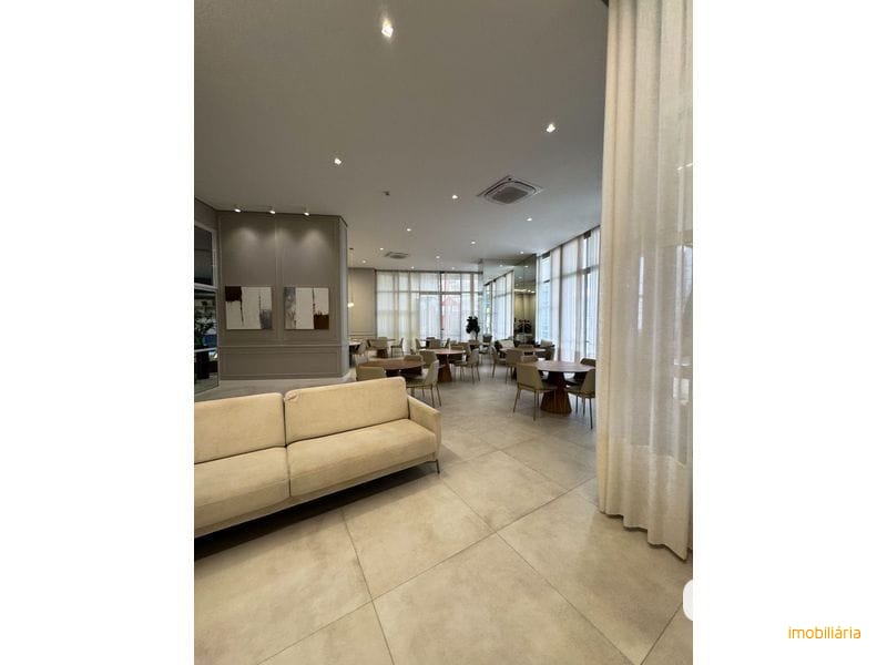 APARTAMENTO - CENTRO 21