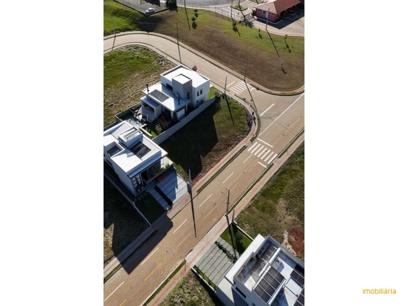 TERRENO EM CONDOMÍNIO FECHADO - SANTOS DUMONT 5