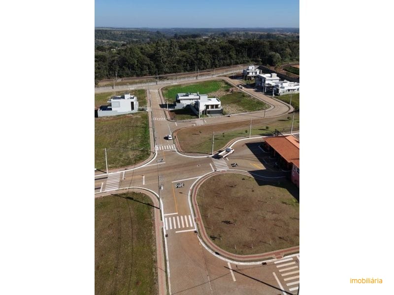 TERRENO EM CONDOMÍNIO FECHADO - SANTOS DUMONT 10