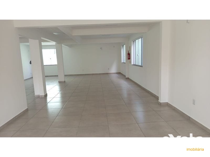 SALA COMERCIAL - CENTRO 4