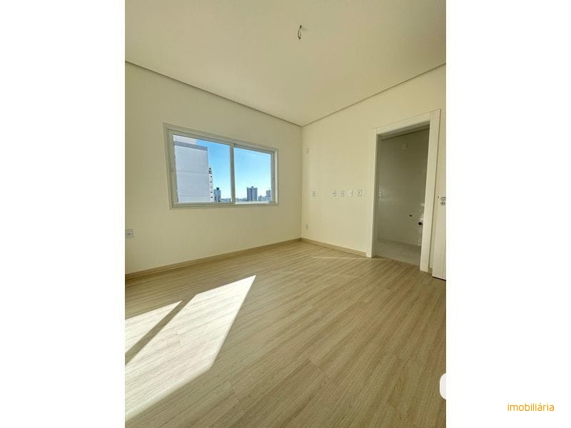 APARTAMENTO - CENTRO 18