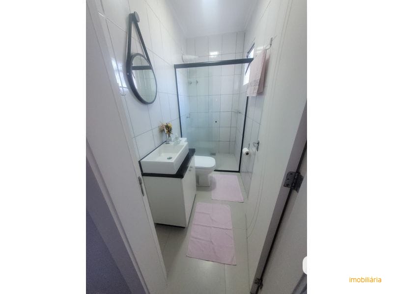 APARTAMENTO - UNIVERSITÁRIO 17