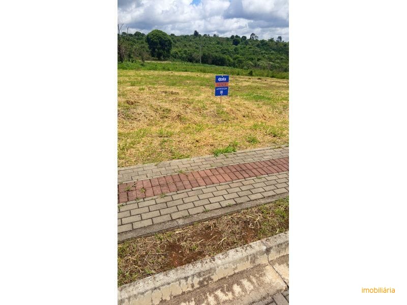 TERRENO - ÁGUA SANTA 3