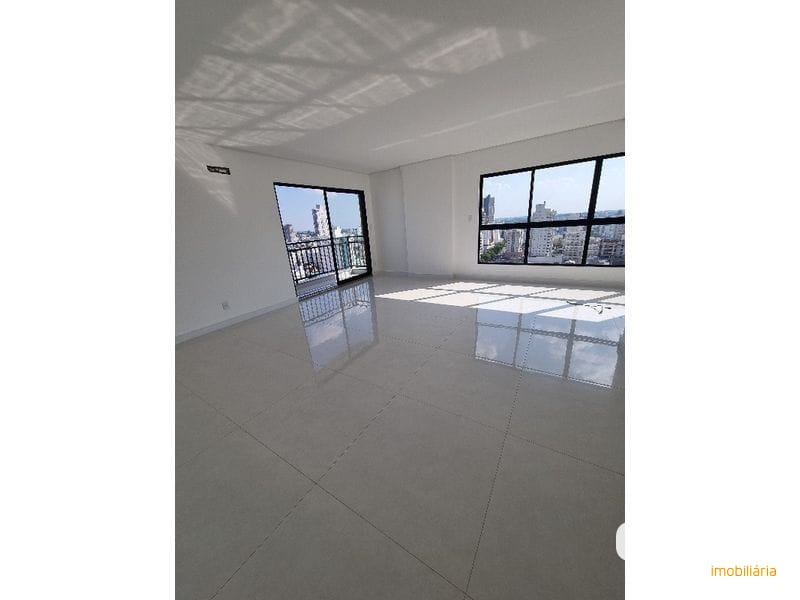 APARTAMENTO - PRESIDENTE MÉDICI 6