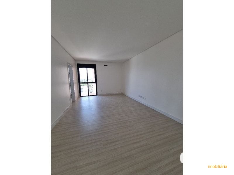 APARTAMENTO - PRESIDENTE MÉDICI 11