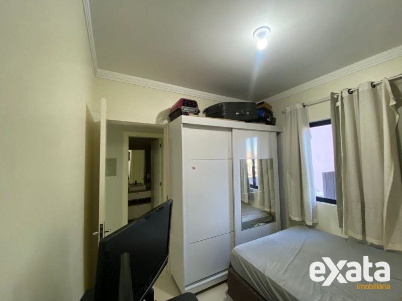 APARTAMENTO - UNIVERSITÁRIO 7