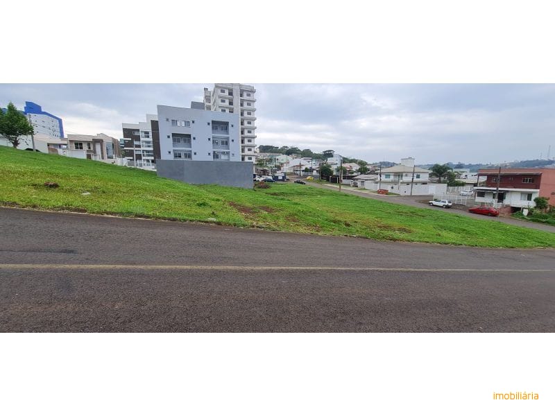TERRENO - PARAÍSO 3