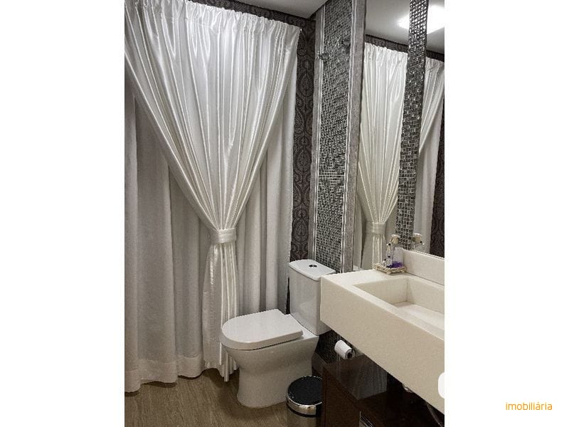 CASA EM CONDOMÍNIO FECHADO - LAVILLE 22