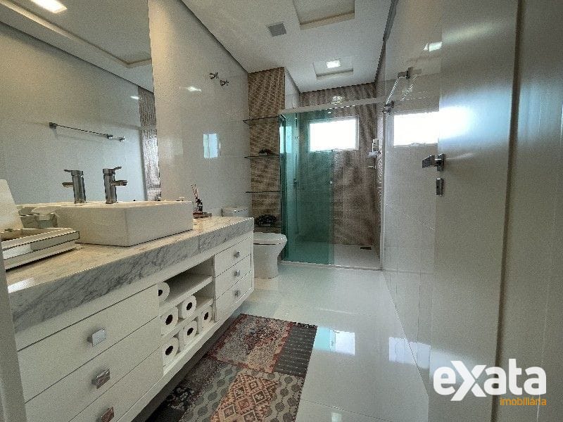 CASA EM CONDOMÍNIO FECHADO - LAVILLE 23
