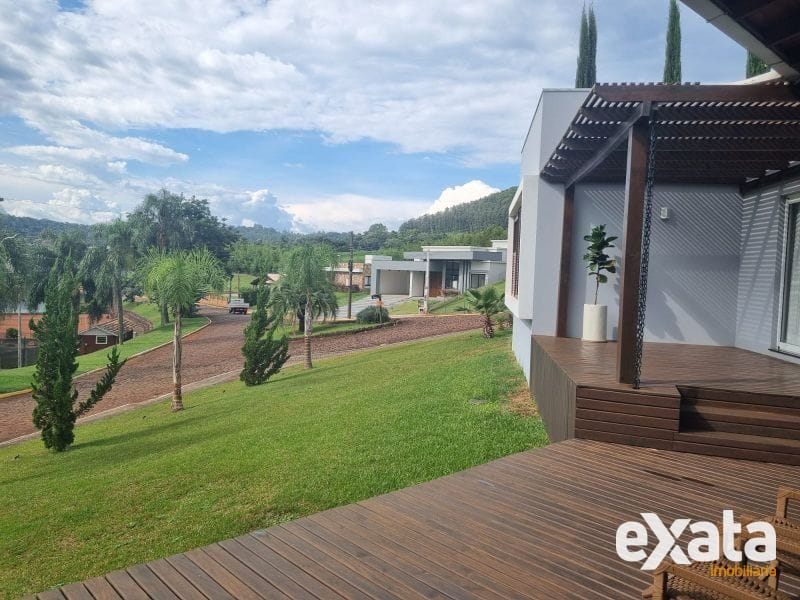 CASA EM CONDOMÍNIO FECHADO - ESPELHO DAS ÁGUAS 3