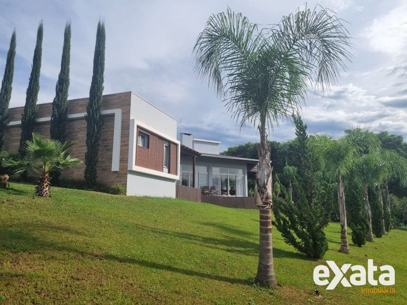 CASA EM CONDOMÍNIO FECHADO - ESPELHO DAS ÁGUAS 4
