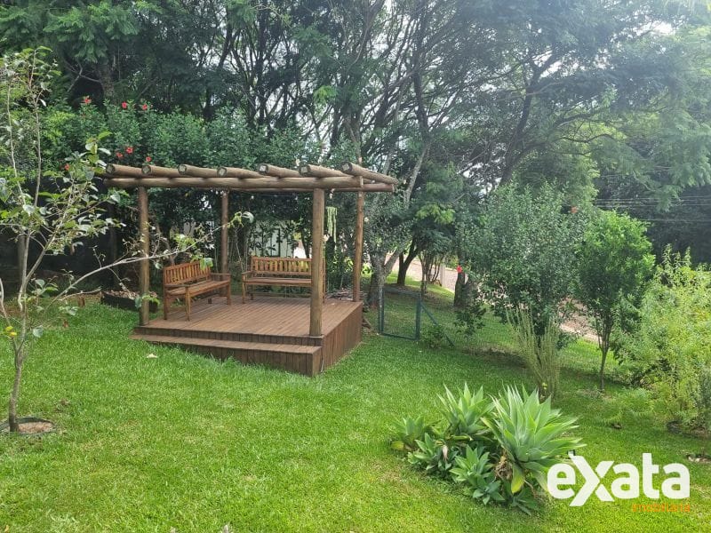 CASA EM CONDOMÍNIO FECHADO - ESPELHO DAS ÁGUAS 23