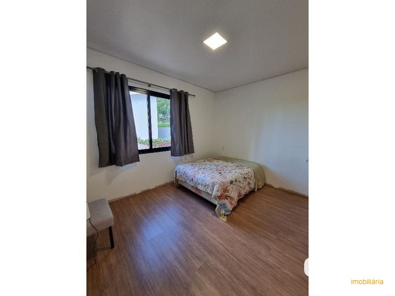 CASA EM CONDOMÍNIO FECHADO - DON GUILHERME 13
