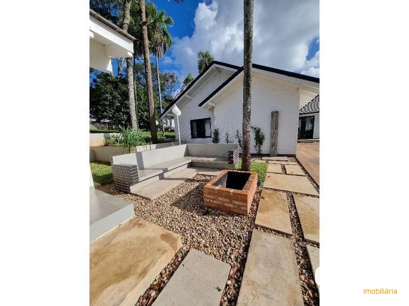 CASA EM CONDOMÍNIO FECHADO - DON GUILHERME 27