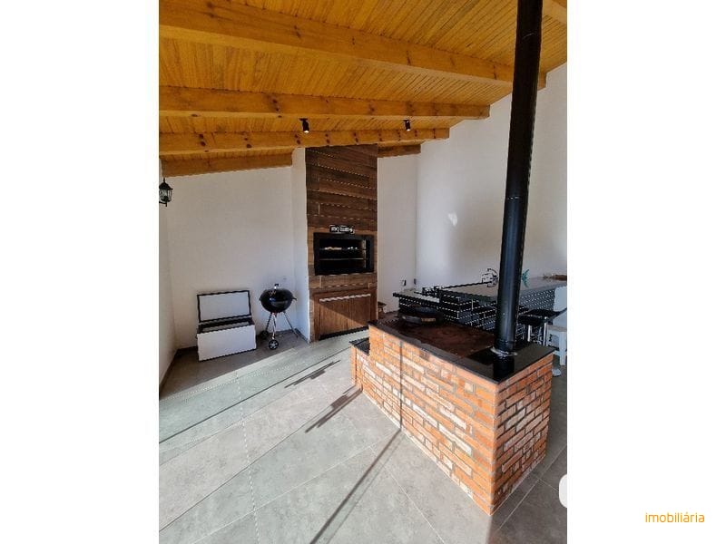 CASA EM CONDOMÍNIO FECHADO - DON GUILHERME 28