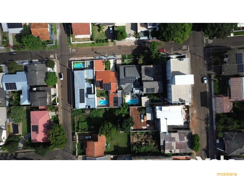 CASA - PARQUE DAS PALMEIRAS 9