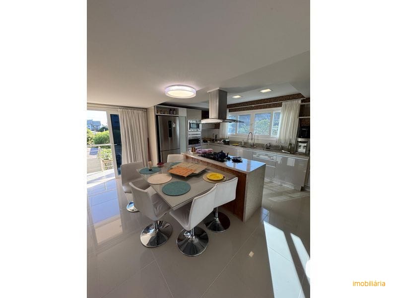 CASA - PRESIDENTE MÉDICI 8