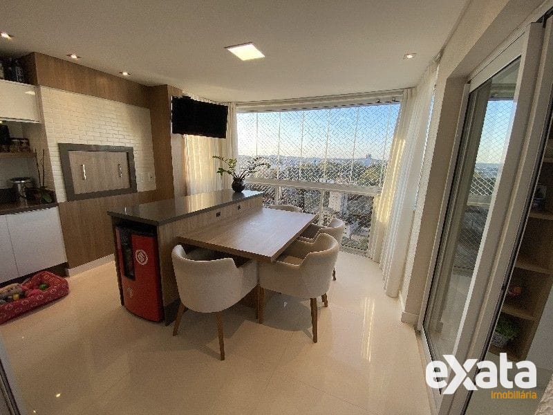 APARTAMENTO - PRESIDENTE MÉDICI 10