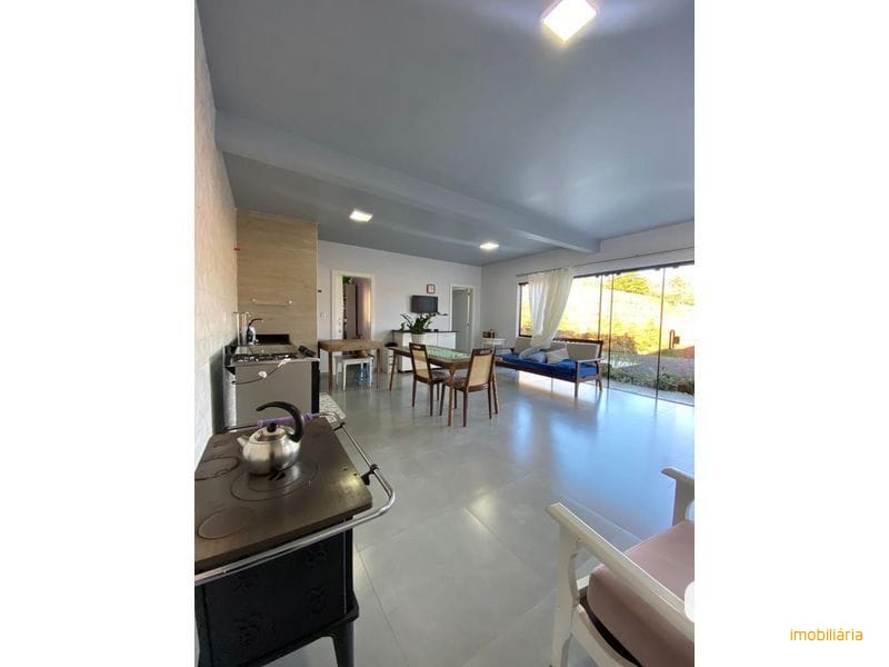 CASA EM CONDOMÍNIO FECHADO - LINHA COLÔNIA BACIA 15