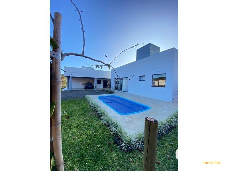 CASA EM CONDOMÍNIO FECHADO - LINHA COLÔNIA BACIA 16