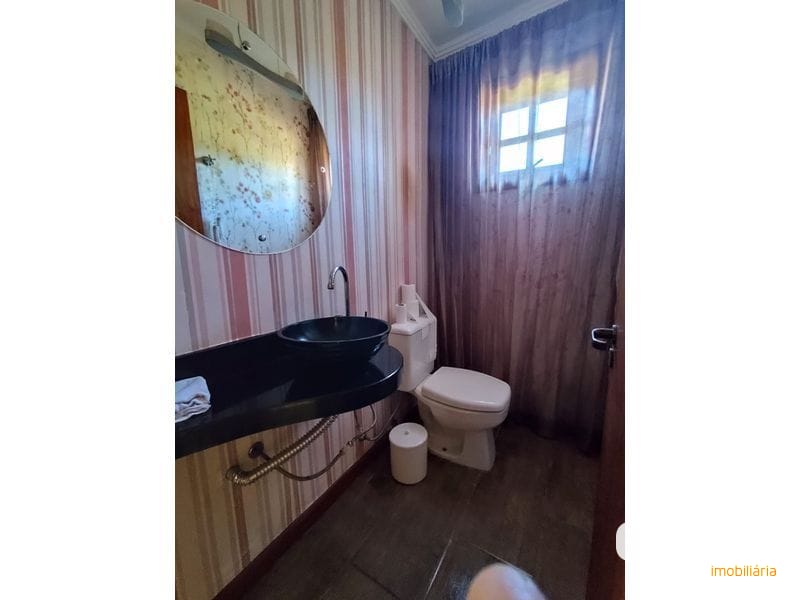 CASA EM CONDOMÍNIO FECHADO - ESPELHO DAS ÁGUAS 24