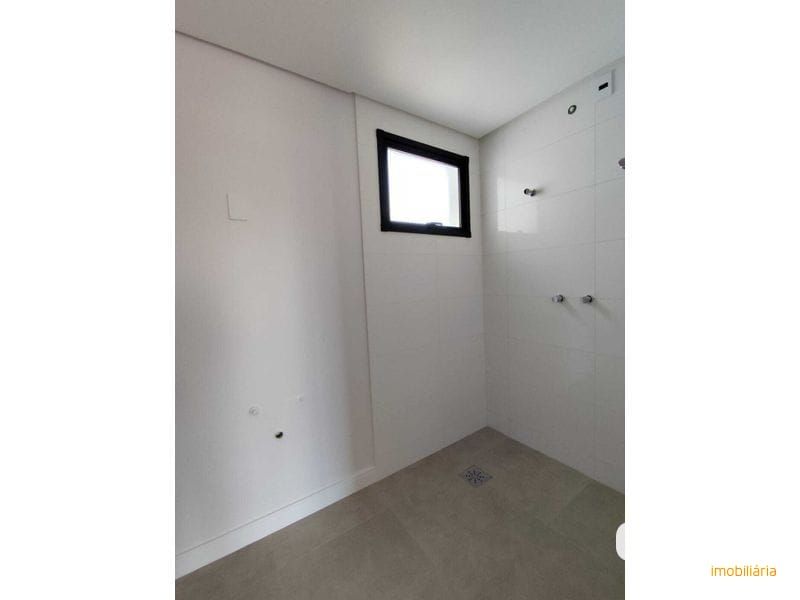 APARTAMENTO - PRESIDENTE MÉDICI 21