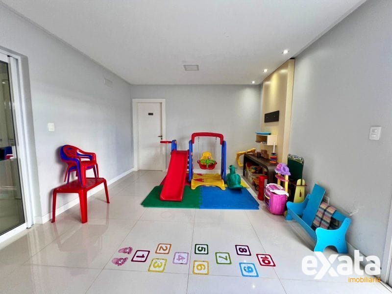 APARTAMENTO - PRESIDENTE MÉDICI 21