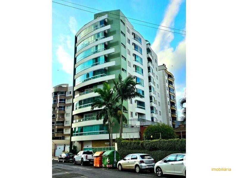 APARTAMENTO - CENTRO