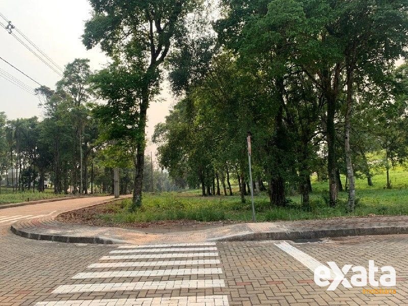 TERRENO EM CONDOMÍNIO FECHADO - DON GUILHERME