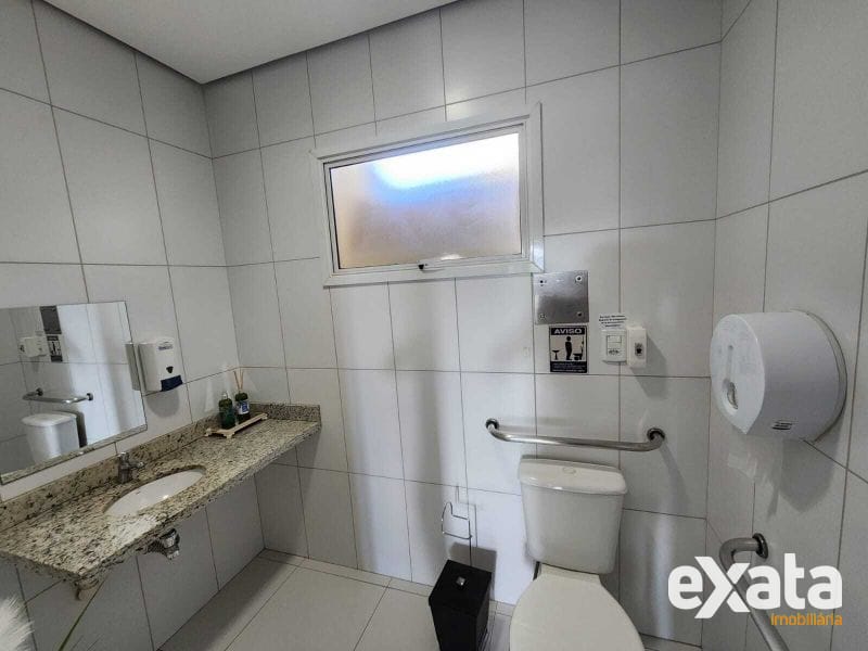 SALA COMERCIAL - CENTRO 10