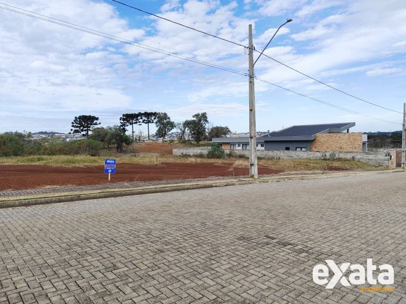 TERRENO - ÁGUA SANTA 3