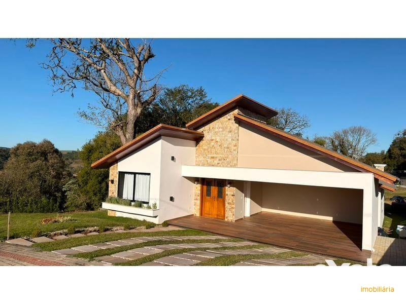 CASA EM CONDOMÍNIO FECHADO - AREA RURAL