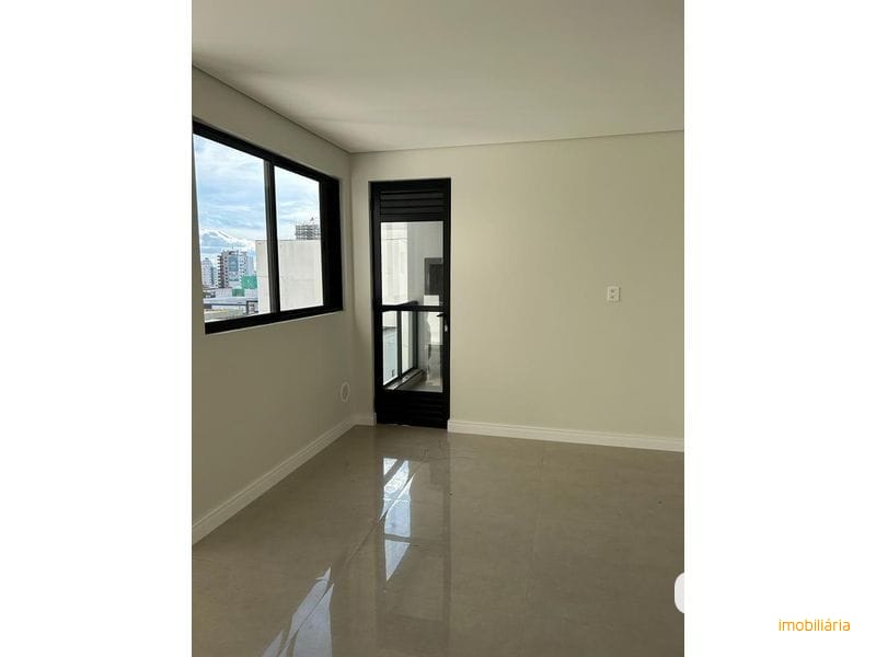 APARTAMENTO - CENTRO 4