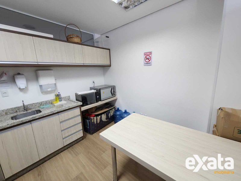 SALA COMERCIAL - CENTRO 6