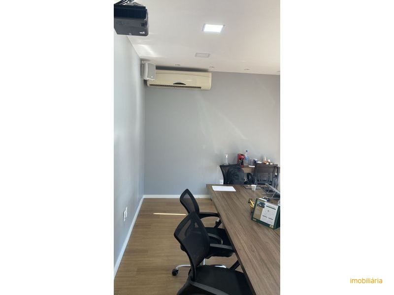SALA COMERCIAL - CENTRO 9