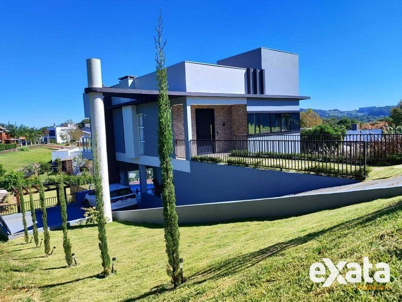 CASA EM CONDOMÍNIO FECHADO - ESPELHO DAS ÁGUAS 4