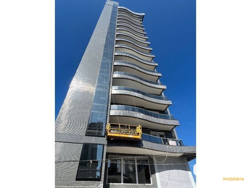 APARTAMENTO - CENTRO