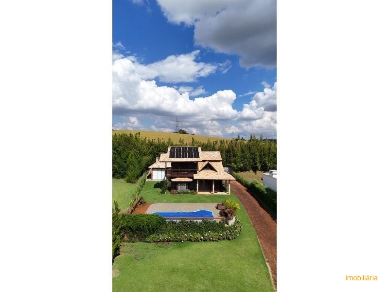 CASA EM CONDOMÍNIO FECHADO - LINHA COLÔNIA BACIA