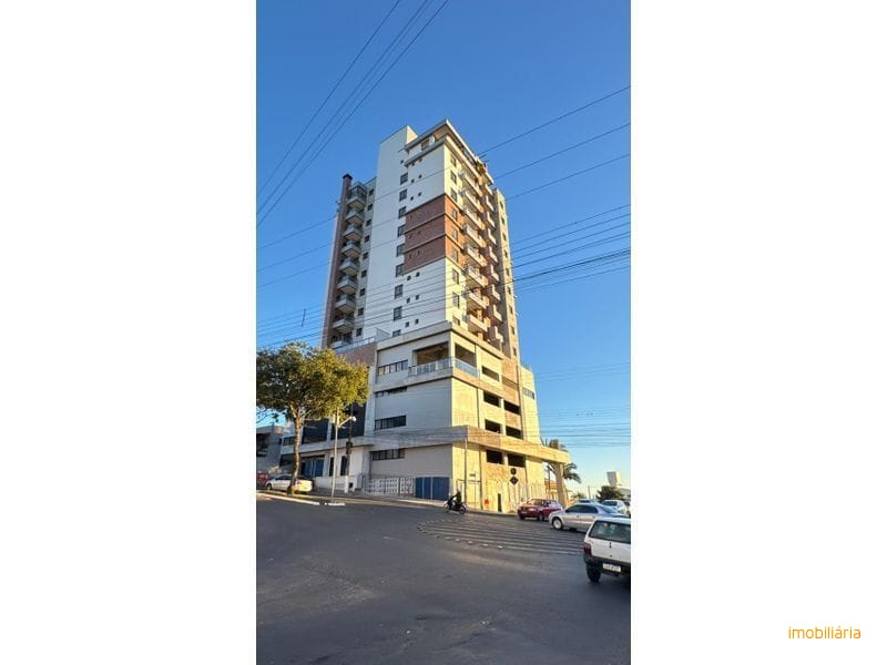 APARTAMENTO - UNIVERSITÁRIO