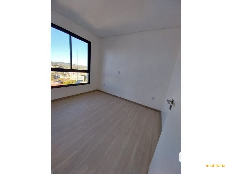 APARTAMENTO - UNIVERSITÁRIO 5