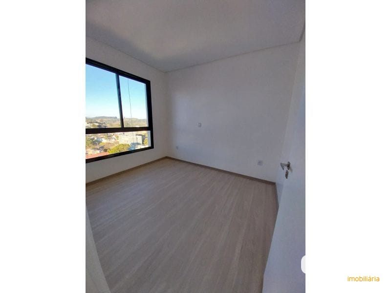 APARTAMENTO - UNIVERSITÁRIO 9