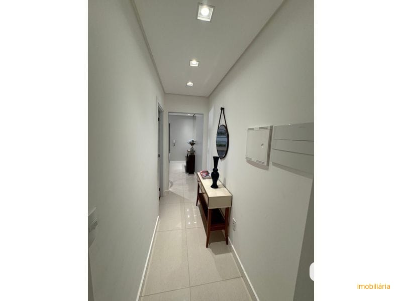 APARTAMENTO - PRESIDENTE MÉDICI 25