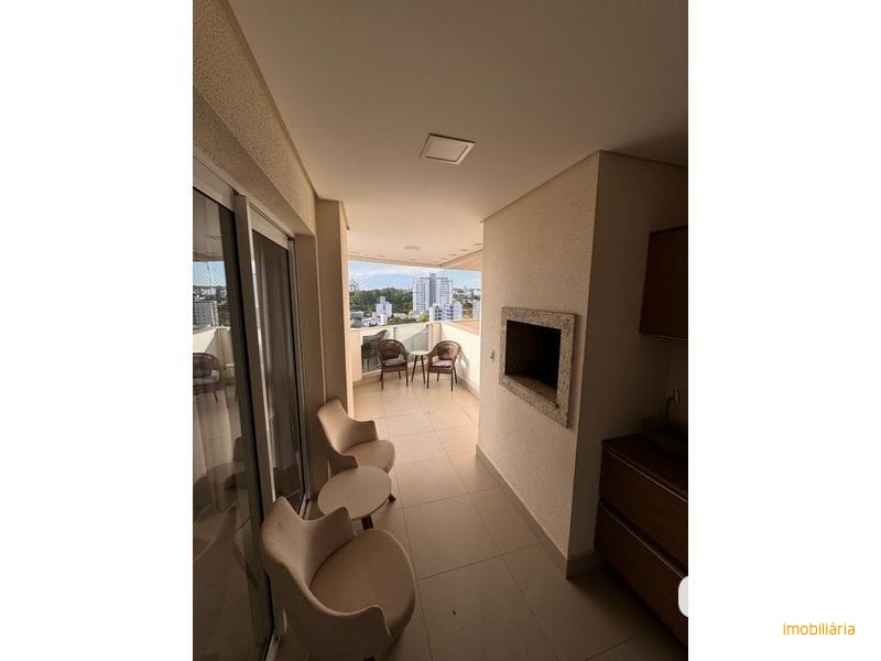 APARTAMENTO - PRESIDENTE MÉDICI 31